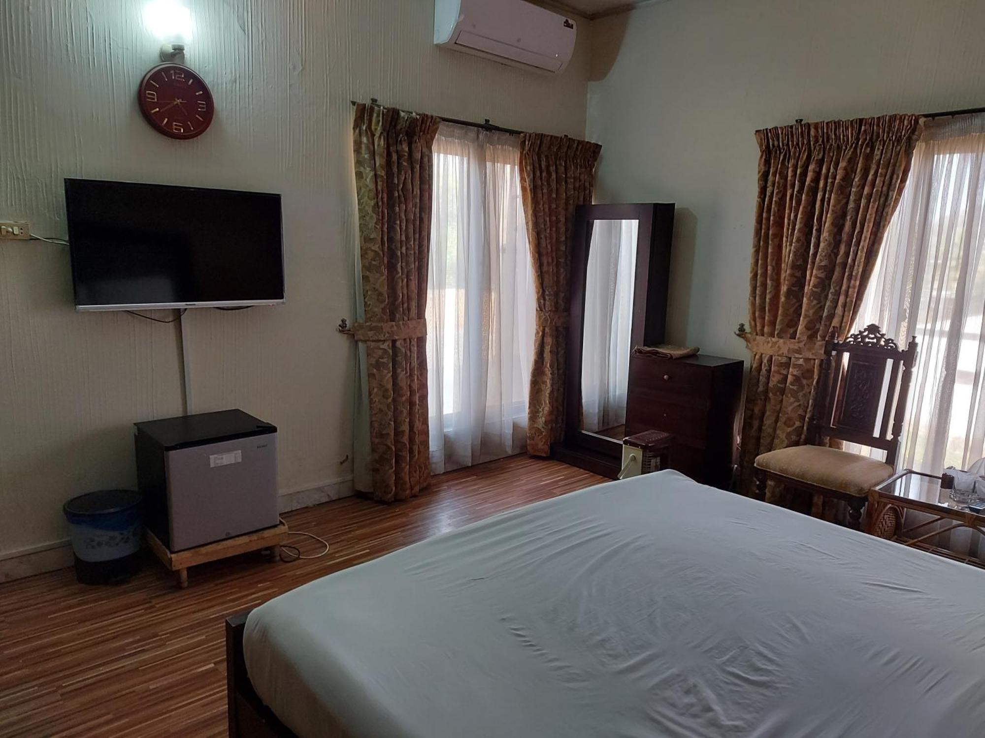 Casa Blanca Boutique Guest House Ισλαμαμπάντ Δωμάτιο φωτογραφία